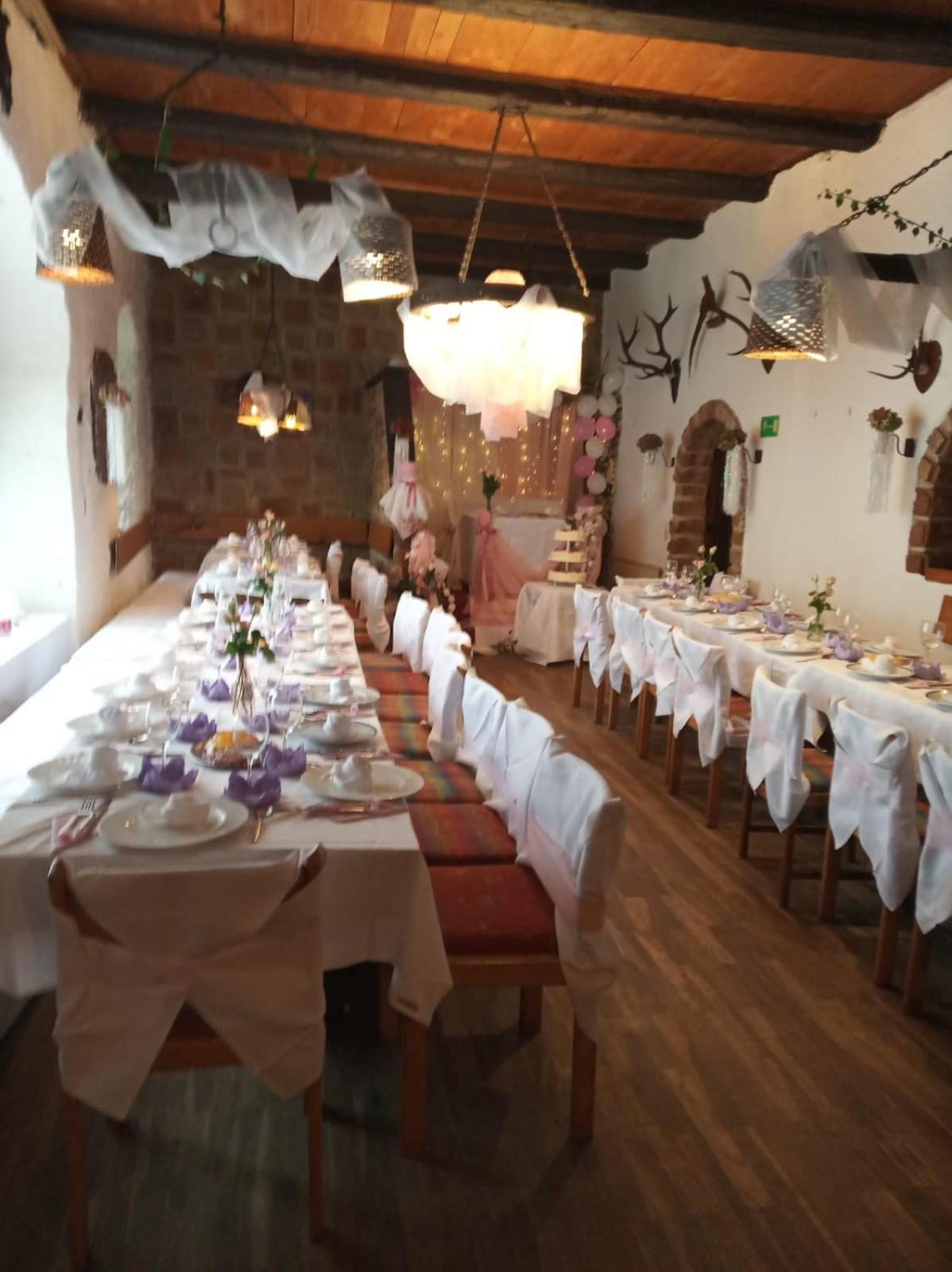 Hotel Zur Schmiede Heiningen ภายนอก รูปภาพ